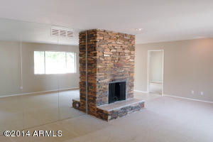2401 E Squaw Peak Dr, Phoenix, AZ 85016 photo 5