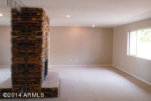 2401 E Squaw Peak Dr, Phoenix, AZ 85016 photo 4