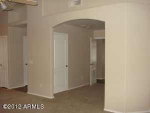 4205 E Rosemonte Dr, Phoenix, AZ 85050 photo 4