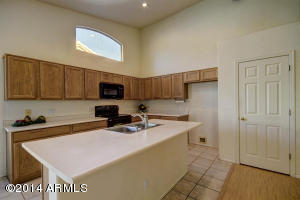 2402 S Revolta St, Mesa, AZ 85209 photo 14