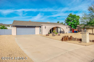 2248 E Sahuaro Dr, Phoenix, AZ 85028 photo 1