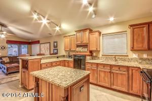 4624 E Mossman Rd, Phoenix, AZ 85050 photo 14
