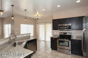 1525 E Branham Ln, Phoenix, AZ 85042 photo 1