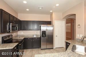 1525 E Branham Ln, Phoenix, AZ 85042 photo 3