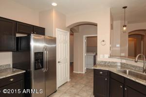 1525 E Branham Ln, Phoenix, AZ 85042 photo 2