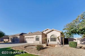 2136 S Heritage Dr, Gilbert, AZ 85295 photo 1