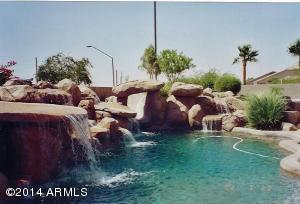 2136 S Heritage Dr, Gilbert, AZ 85295 photo 9