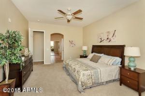 2136 S Heritage Dr, Gilbert, AZ 85295 photo 17