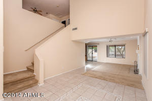 2027 E Robin Ln, Phoenix, AZ 85024 photo 3