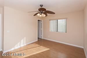 2027 E Robin Ln, Phoenix, AZ 85024 photo 12