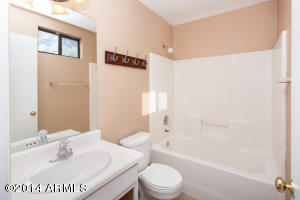 2027 E Robin Ln, Phoenix, AZ 85024 photo 16