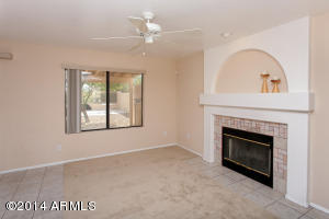 2027 E Robin Ln, Phoenix, AZ 85024 photo 10