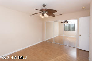 2027 E Robin Ln, Phoenix, AZ 85024 photo 14