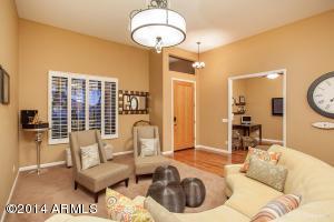 5218 E Poston Dr, Phoenix, AZ 85054 photo 3