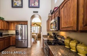 3340 E Tanglewood Dr, Phoenix, AZ 85048 photo 2