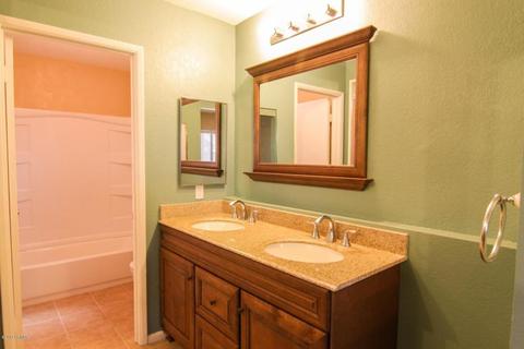 629 E Bates St, Mesa, AZ 85203 photo 2