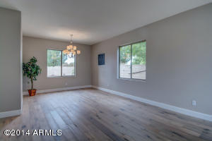 1138 S Roca St, Gilbert, AZ 85296 photo 3
