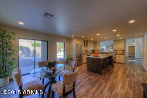 2556 E Denton Ln, Phoenix, AZ 85016 photo 9