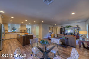 2556 E Denton Ln, Phoenix, AZ 85016 photo 8