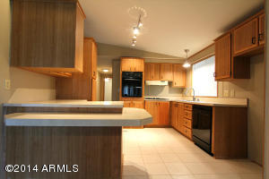 2909 E Oraibi Dr, Phoenix, AZ 85050 photo 6