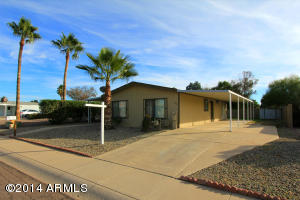 2909 E Oraibi Dr, Phoenix, AZ 85050 photo 2