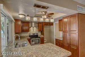 6204 W Shaw Butte Dr, Glendale, AZ 85304