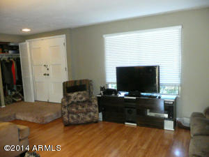 1610 E Donner Dr, Tempe, AZ 85282 photo 4