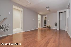 1002 E Glenrosa Ave, Phoenix, AZ 85014 photo 5