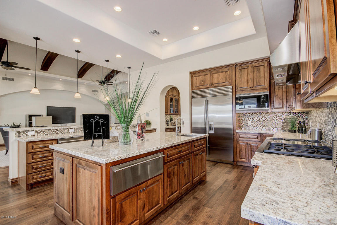 2113 E Sanoque Ct, Gilbert, AZ 85298 photo 12