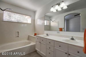 1138 W Biscayne Dr, Gilbert, AZ 85233 photo 25