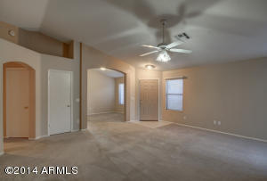 3224 E Hononegh Dr, Phoenix, AZ 85050 photo 3