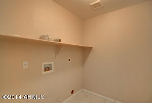 3224 E Hononegh Dr, Phoenix, AZ 85050 photo 13