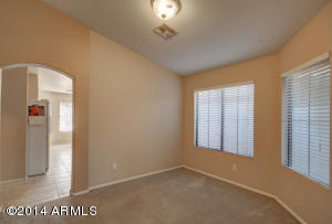 3224 E Hononegh Dr, Phoenix, AZ 85050 photo 6