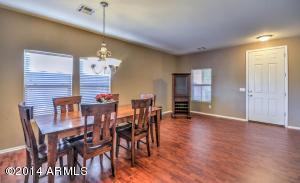 985 S Pheasant Dr, Gilbert, AZ 85296 photo 4