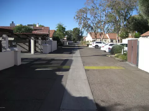 1183 E Belmont Ave, Phoenix, AZ 85020 photo 1