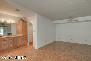 2257 E Becker Ln, Phoenix, AZ 85028 photo 5