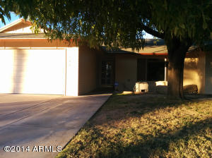 446 E Carter Dr, Tempe, AZ 85282 photo 2