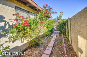 1621 E Vaughn St, Tempe, AZ 85283 photo 32