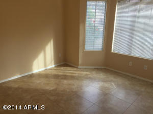 1722 E Branham Ln, Phoenix, AZ 85042 photo 12