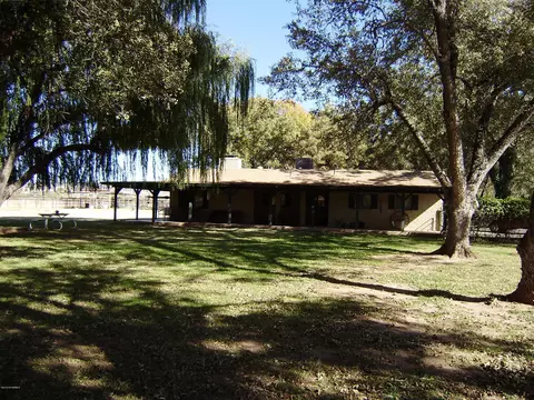 32 E Walker Rd, Camp Verde, AZ 86322 photo 3