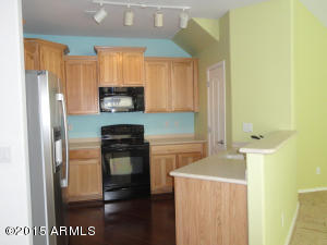 4377 E Rosemonte Dr, Phoenix, AZ 85050 photo 2