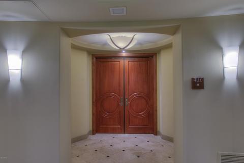 2402 Esplanade Ln #402, Phoenix, AZ 85016 photo 3