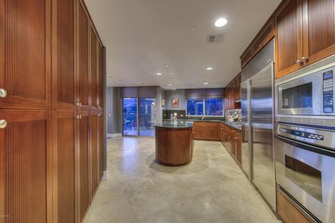 2402 Esplanade Ln #402, Phoenix, AZ 85016 photo 14
