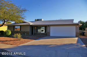 1867 Ellis Dr, Tempe, AZ 85282 photo 4