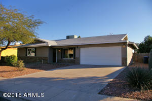 1867 Ellis Dr, Tempe, AZ 85282 photo 3