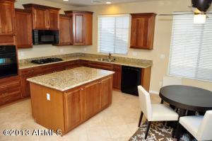 3922 E Cat Balue Dr, Phoenix, AZ 85050 photo 9