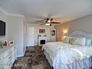3639 E Piccadilly Rd, Phoenix, AZ 85018 photo 9