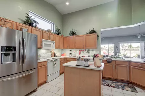 1512 E Sunrise Way, Gilbert, AZ 85296 photo 12