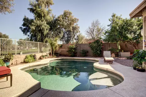 1512 E Sunrise Way, Gilbert, AZ 85296 photo 30