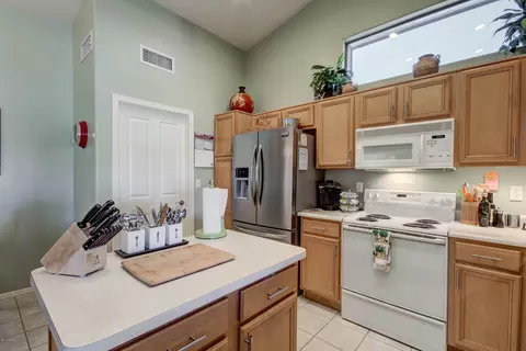 1512 E Sunrise Way, Gilbert, AZ 85296 photo 14